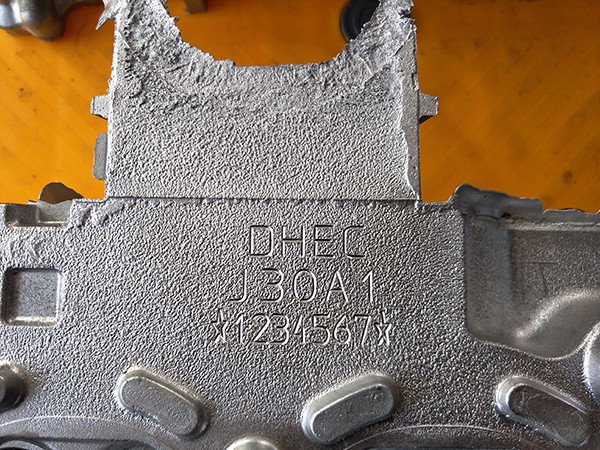 Marking of aluminum engine castings (rough castings)